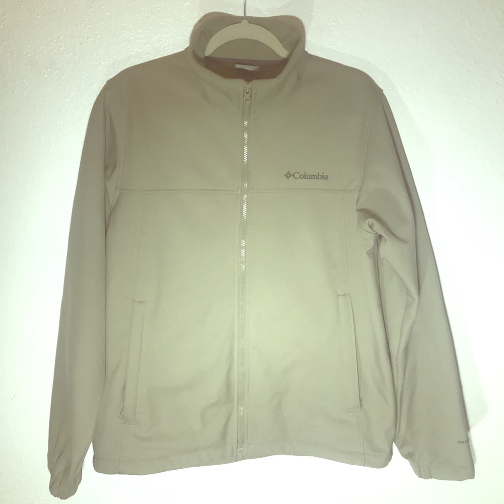 💚 3/$30 - Men’s Omni Shield Tan Shell jacket - Picture 1 of 8